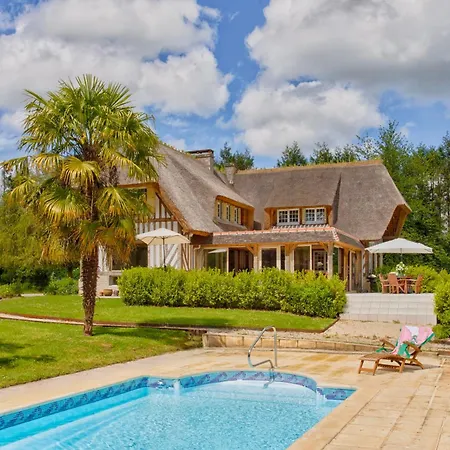 La Chaumiere - Tennis & Swimming Pool - Villa